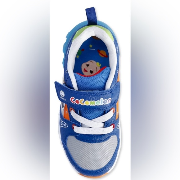 Cocomelon Toddler Boys Light Up Athletic Sneaker - Picture 5 of 6